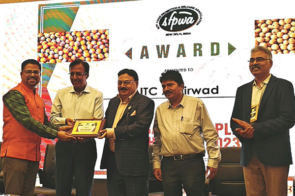 Solidaridad Awarded for Promoting ‘Soybean Farmer-Industry Linkages