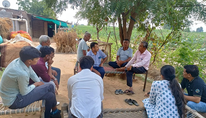 Gram Samruddhi 2.0 Implementation Team Interacts with Castor Farmers in Gujarat