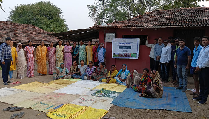 Farmer Trainings in Maharashtra Emphasize Importance of Proper Cotton Picking and Storage